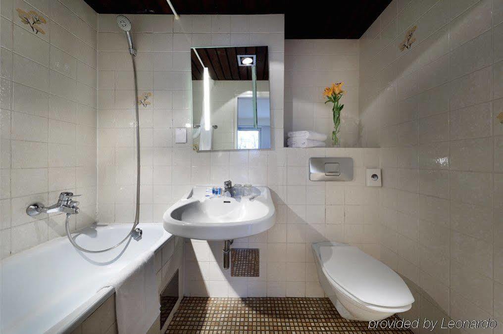 Mate Dependance Hotel 3*